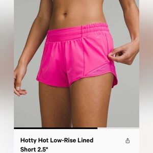 Lululemon Sonic Pink Hotty Hot Low-Rised Lined Short 2.5”